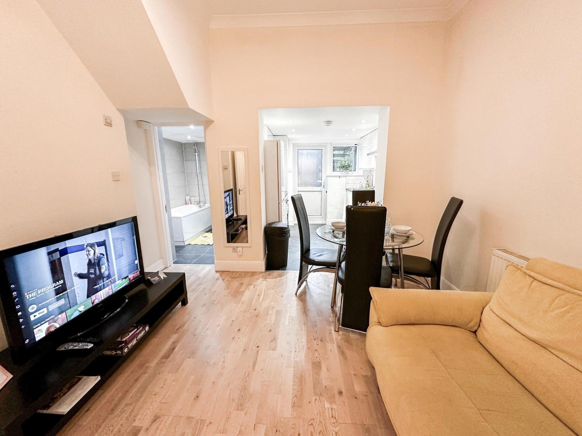 1Bedroom Flat With Small Garden In Finsbury Park, Highbury لندن المظهر الخارجي الصورة