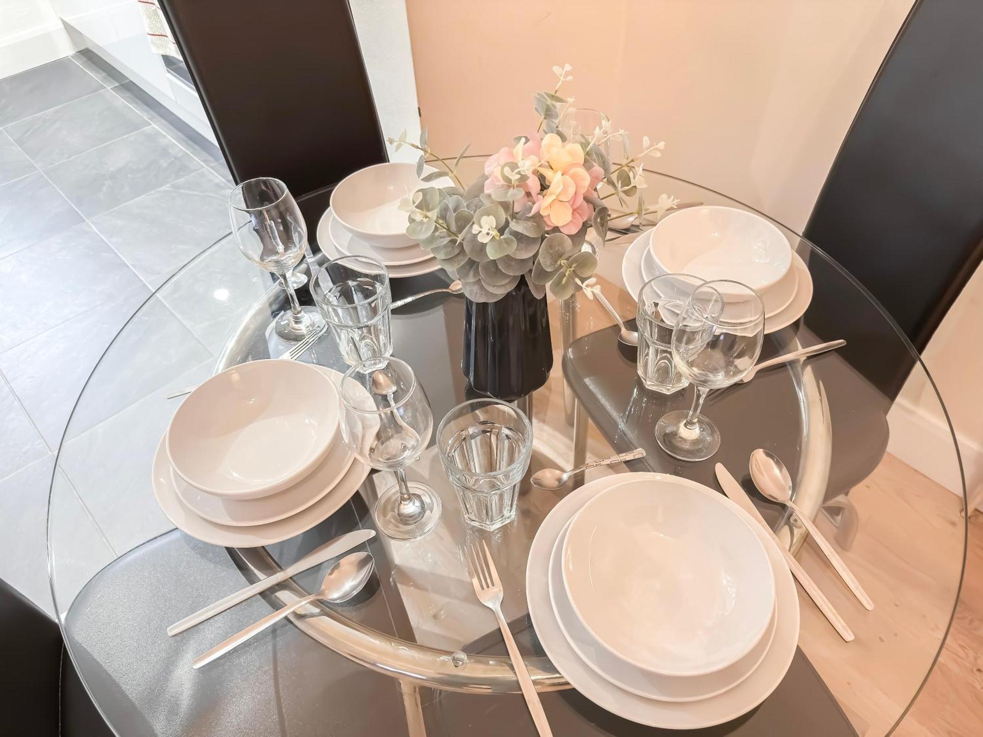 1-Bedroom Flat With Small Garden & Paid Parking In Finsbury Park, Highbury لندن المظهر الخارجي الصورة
